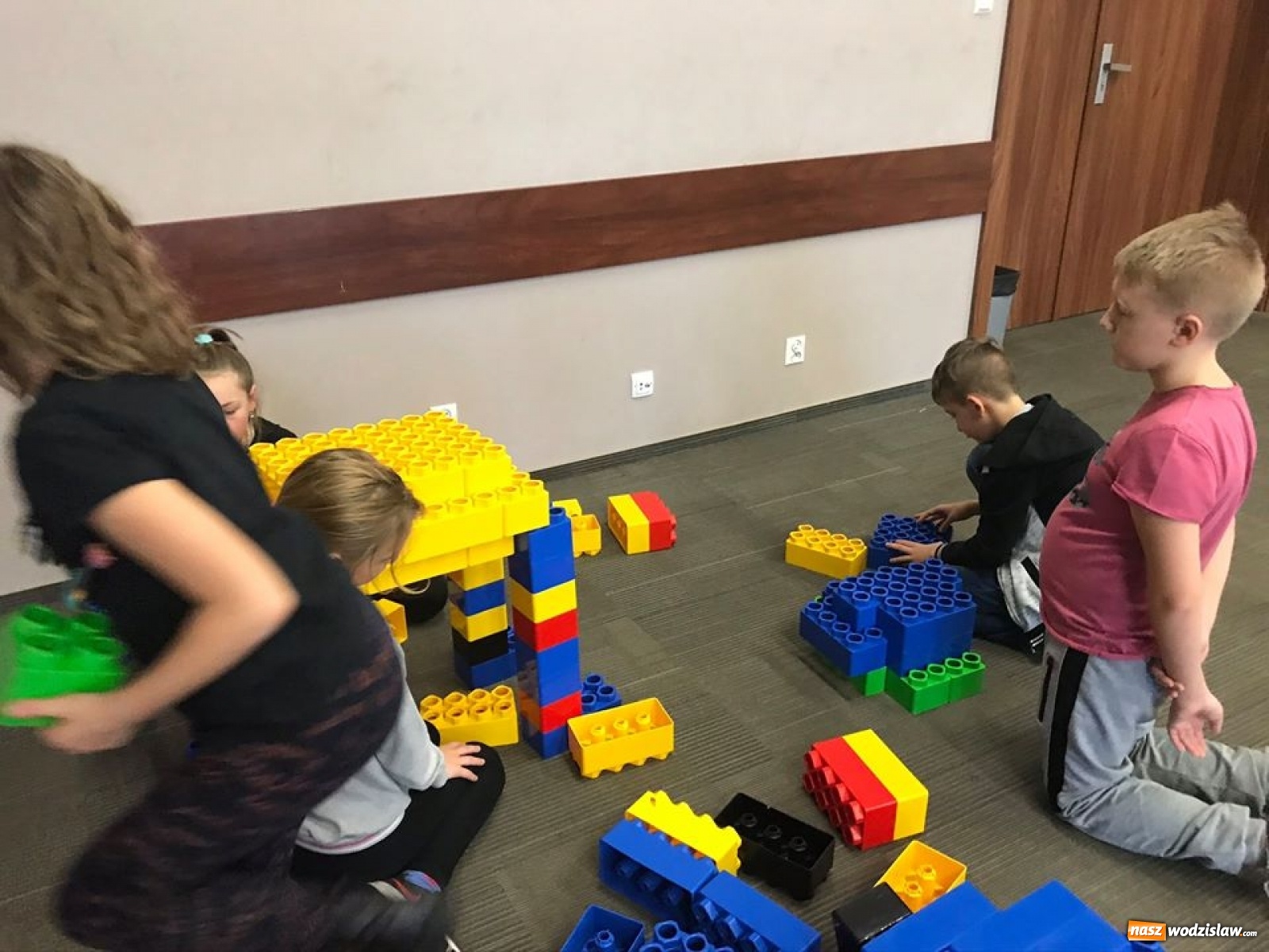 Zdjęcie w galerii na portalu naszwodzislaw.com: Kreatywnie w Lego Fun wiadomości z regionu