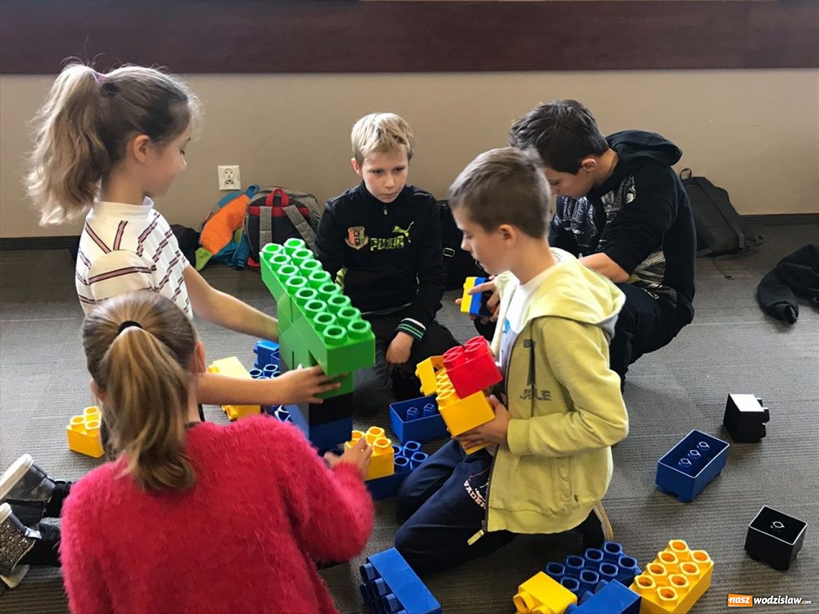 Zdjęcie w galerii na portalu naszwodzislaw.com: Kreatywnie w Lego Fun wiadomości z regionu