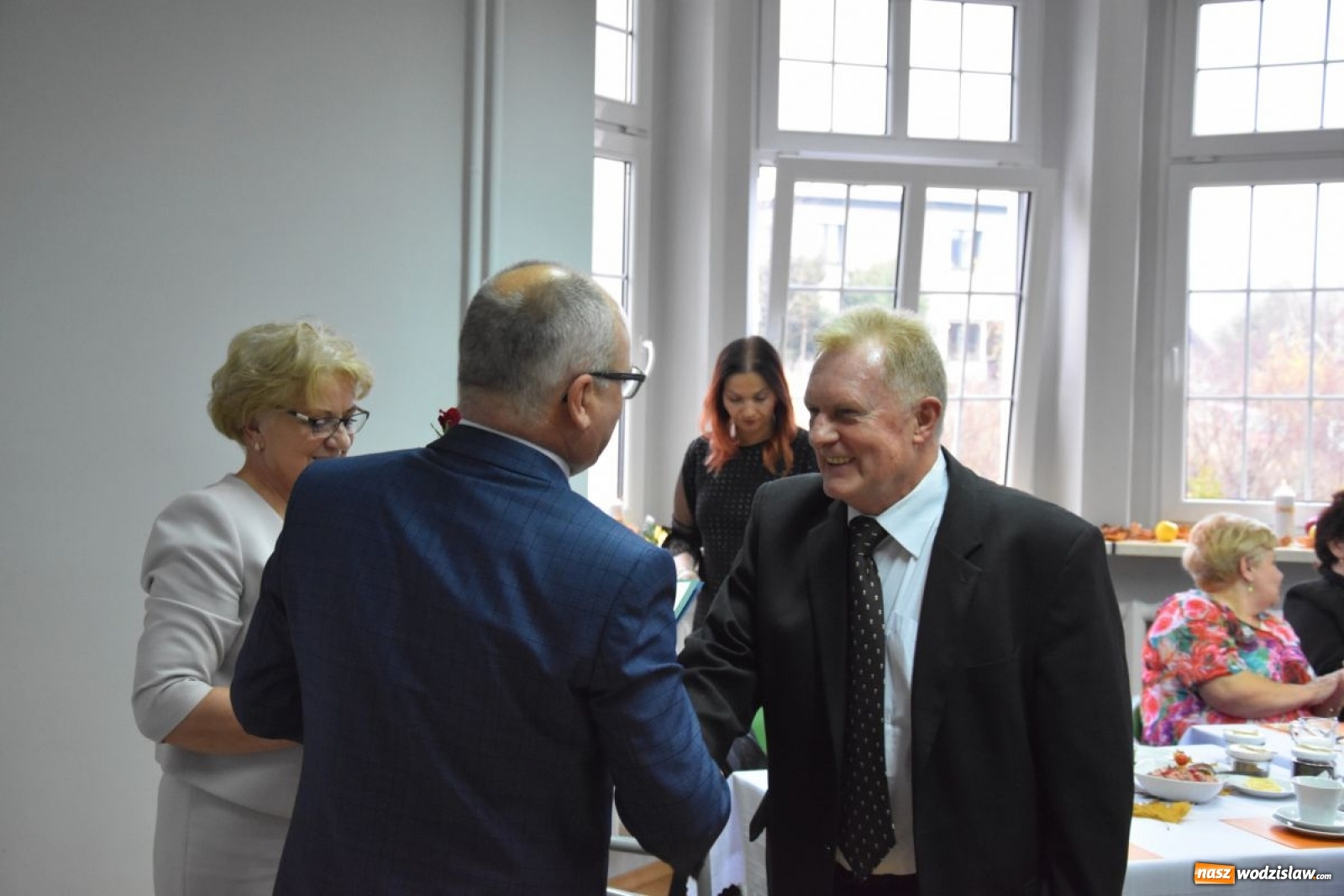 Zdjęcie w galerii na portalu naszwodzislaw.com: Pracownicy socjalni uhonorowani medalami Prezydenta RP wiadomości z regionu