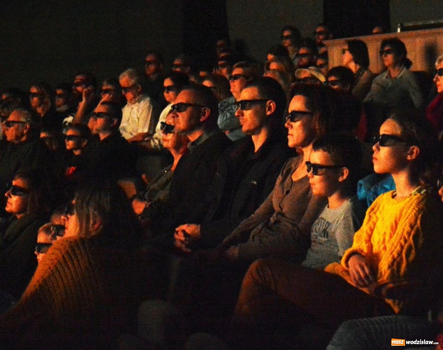 Zdjęcie w galerii na portalu naszwodzislaw.com: Kino Pegaz z niespodziankami wiadomości z regionu