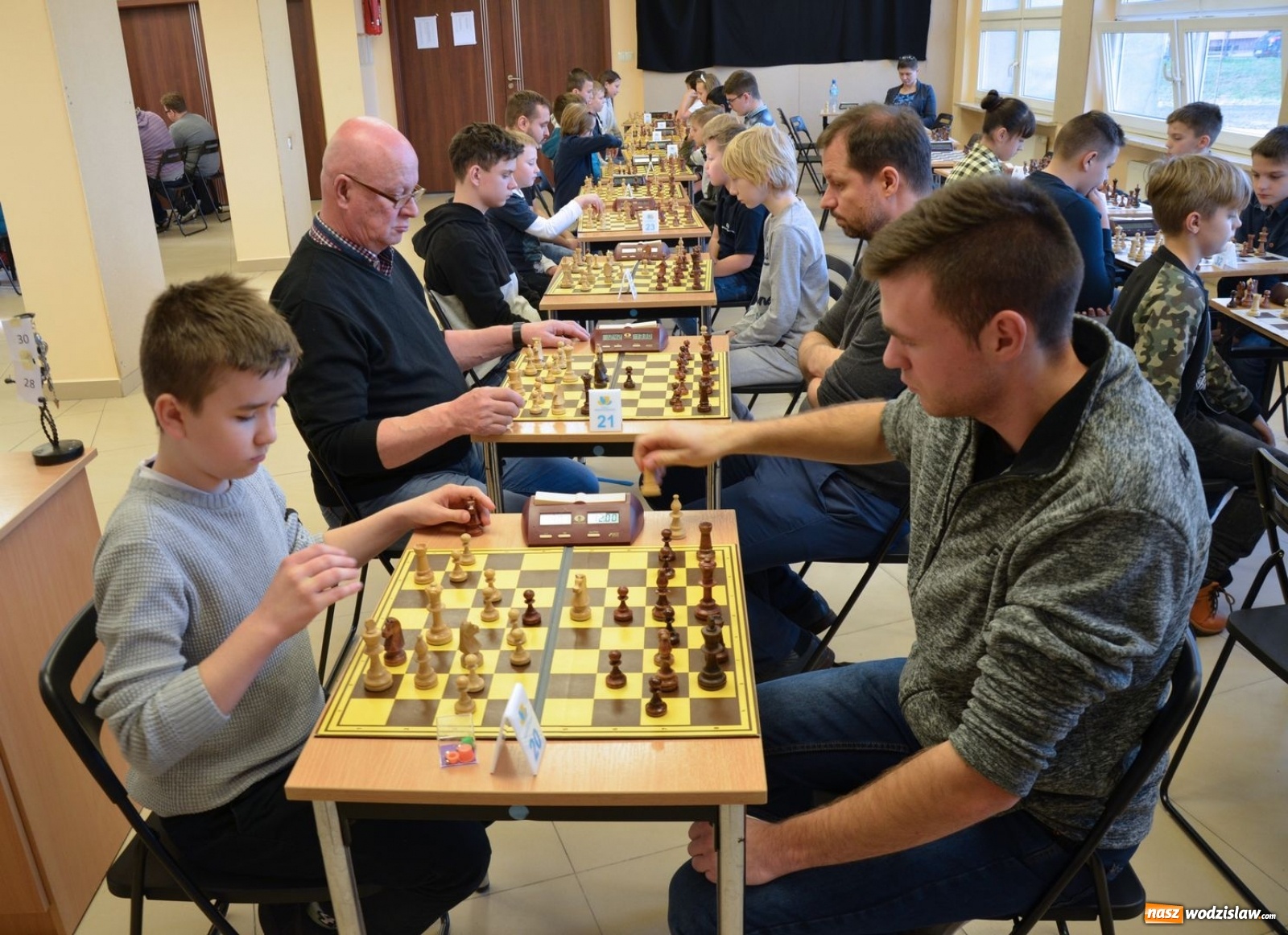 Zdjęcie w galerii na portalu naszwodzislaw.com: Znamy powiatowych mistrzów królewskiej gry wiadomości z regionu
