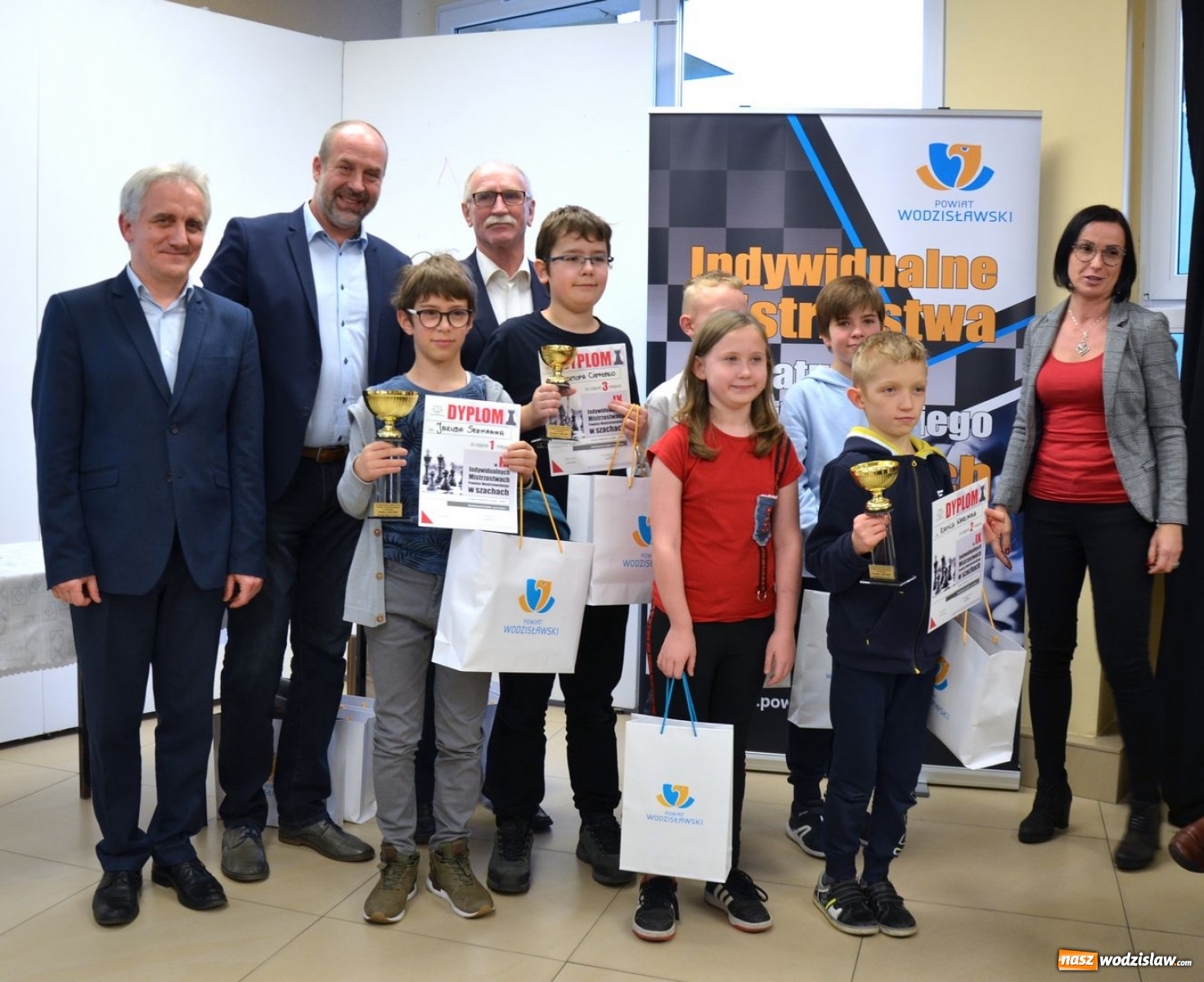 Zdjęcie w galerii na portalu naszwodzislaw.com: Znamy powiatowych mistrzów królewskiej gry wiadomości z regionu