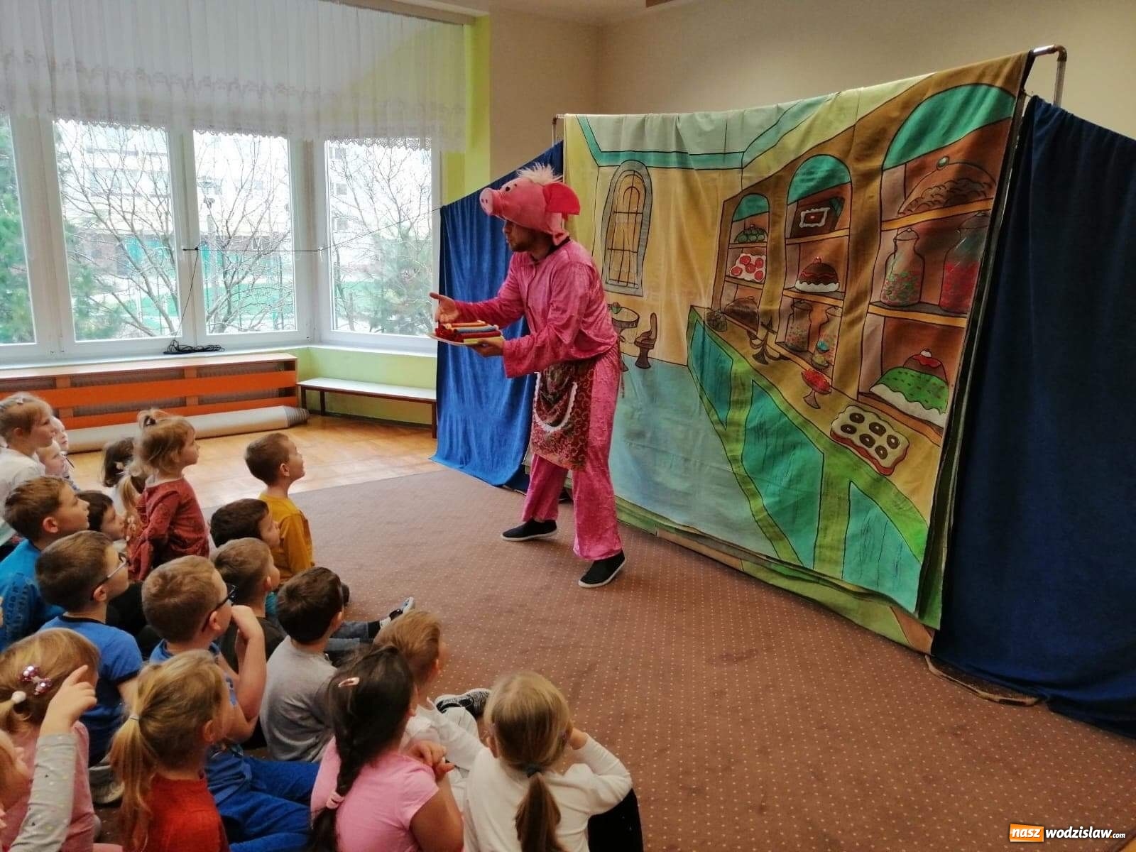 Zdjęcie w galerii na portalu naszwodzislaw.com: Dzień Pluszowego Misia w Przedszkolu numer 16 wiadomości z regionu