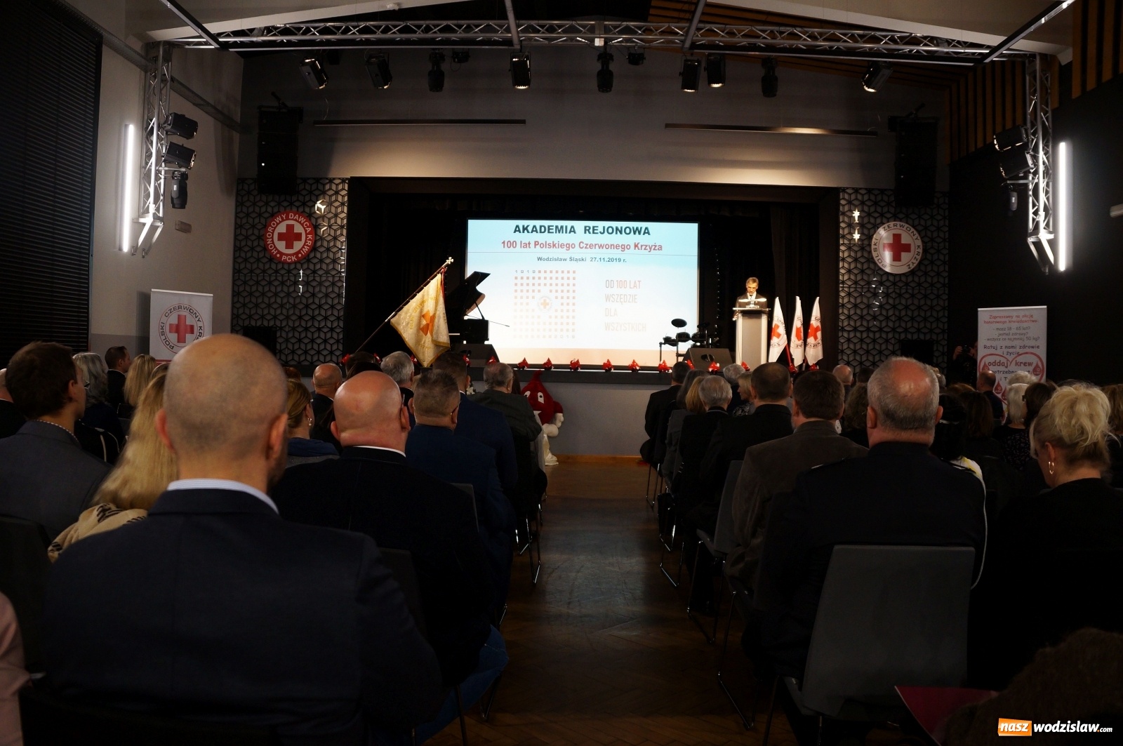 Zdjęcie w galerii na portalu naszwodzislaw.com: Prezydent wyróżniony podczas gali PCK wiadomości z regionu