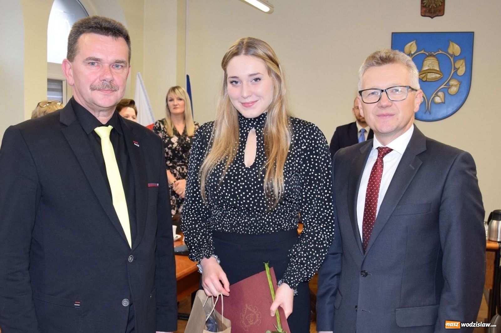 Zdjęcie w galerii na portalu naszwodzislaw.com: Sesja Gminy Mszana z nagrodami dla najlepszych sportowców wiadomości z regionu