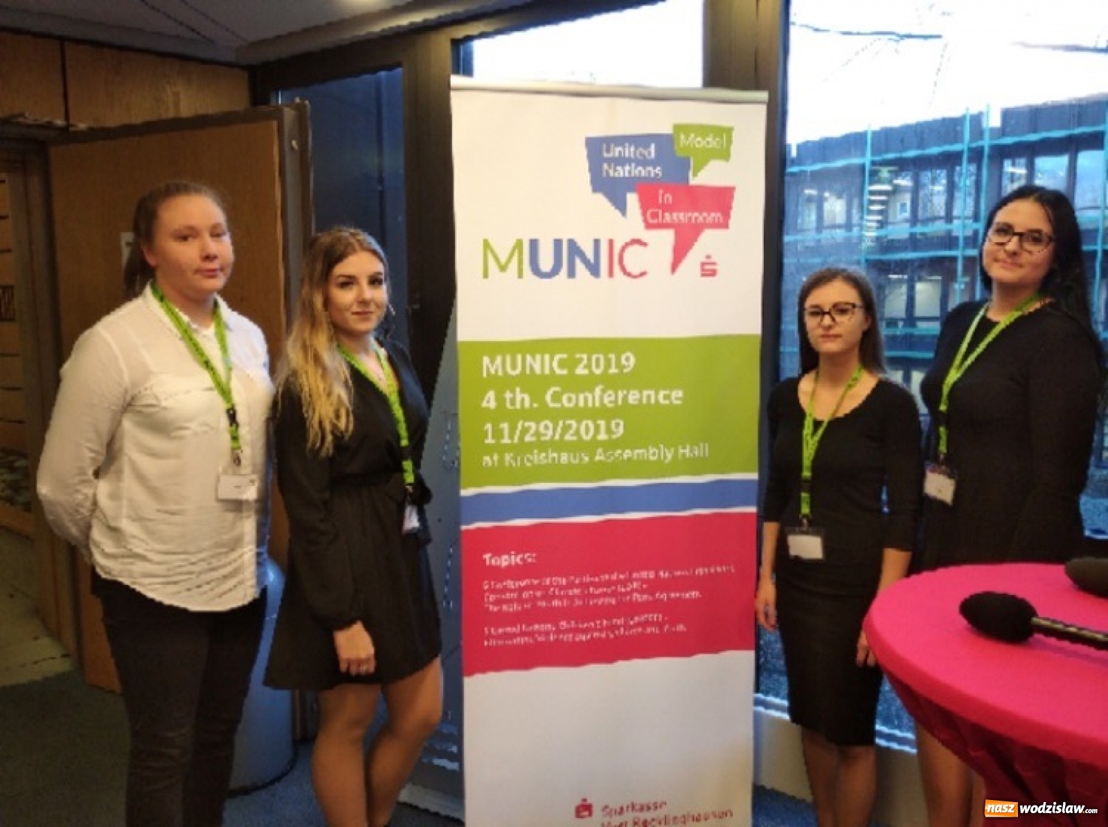 Zdjęcie w galerii na portalu naszwodzislaw.com: Uczennice wodzisławskiego Ekonomika gotowe do wystąpienia w ONZ wiadomości z regionu