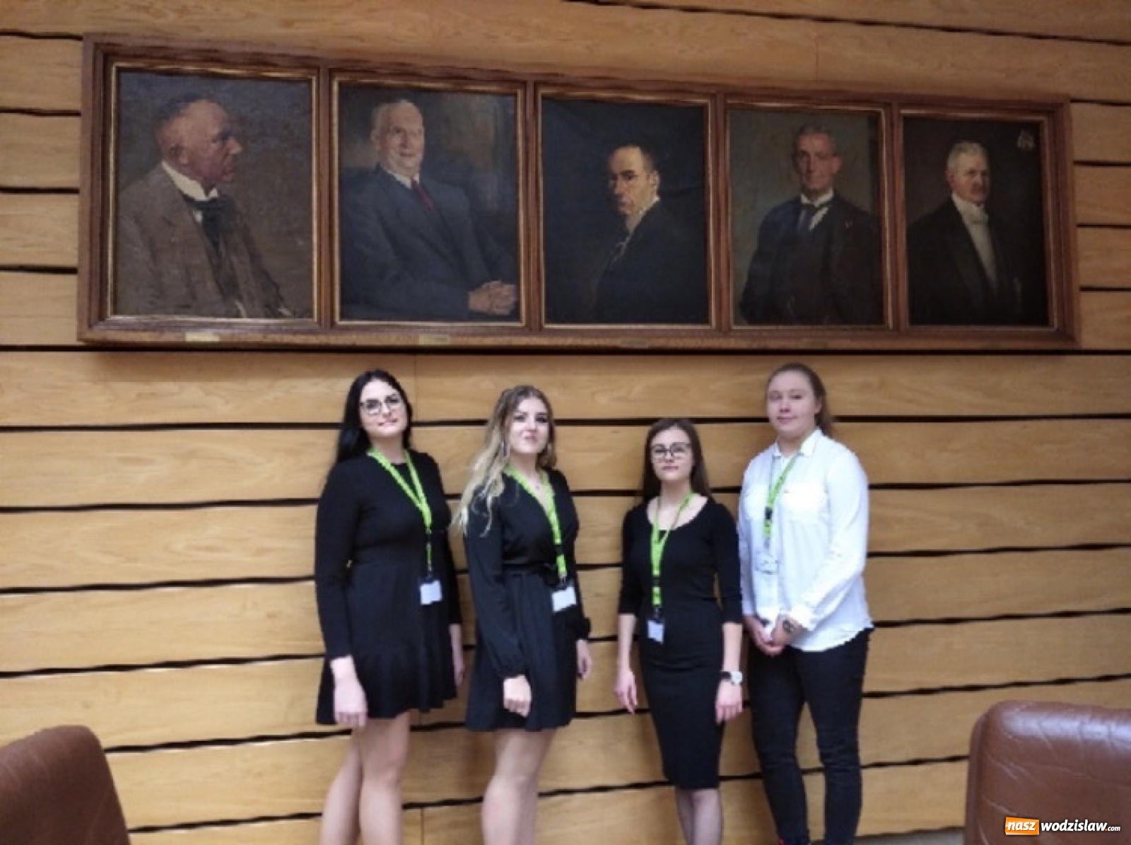 Zdjęcie w galerii na portalu naszwodzislaw.com: Uczennice wodzisławskiego Ekonomika gotowe do wystąpienia w ONZ wiadomości z regionu