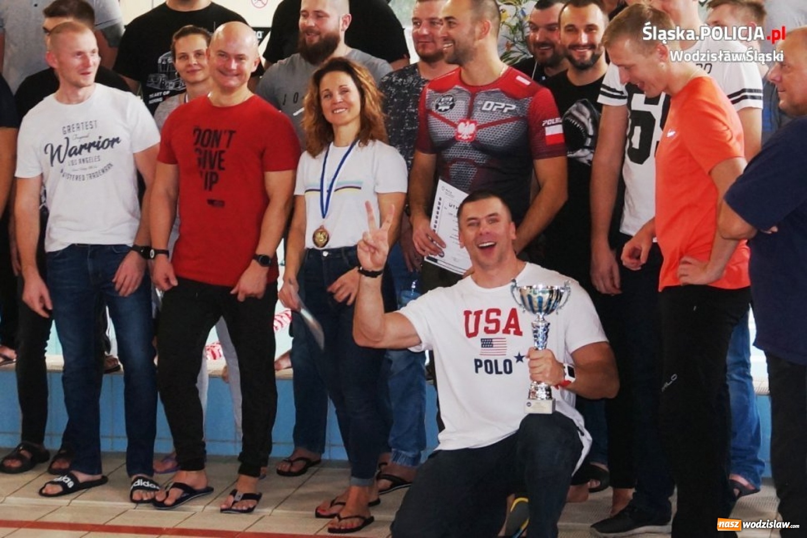Zdjęcie w galerii na portalu naszwodzislaw.com: Wodzisławska komenda ma swoich mistrzów w pływaniu wiadomości z regionu