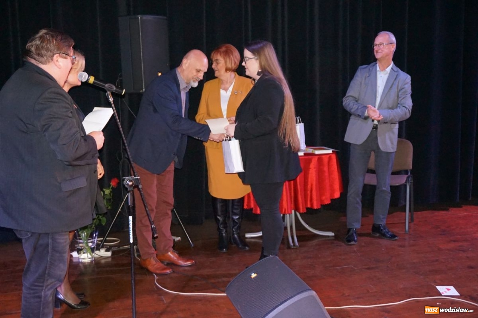 Zdjęcie w galerii na portalu naszwodzislaw.com: XII Powiatowy Konkurs Piosenki Obcojęzycznej Cantemus rozstrzygnięty wiadomości z regionu