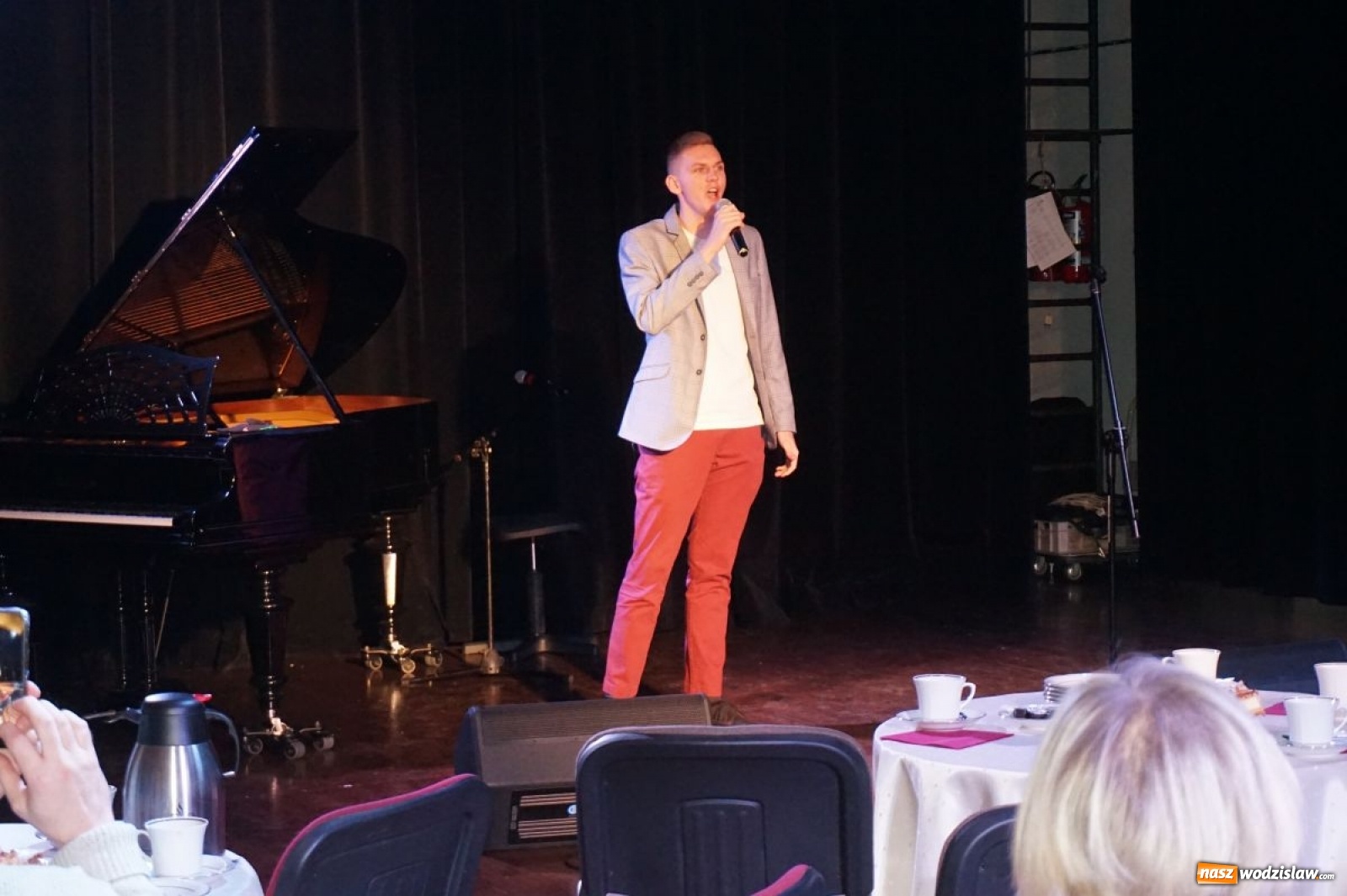 Zdjęcie w galerii na portalu naszwodzislaw.com: XII Powiatowy Konkurs Piosenki Obcojęzycznej Cantemus rozstrzygnięty wiadomości z regionu