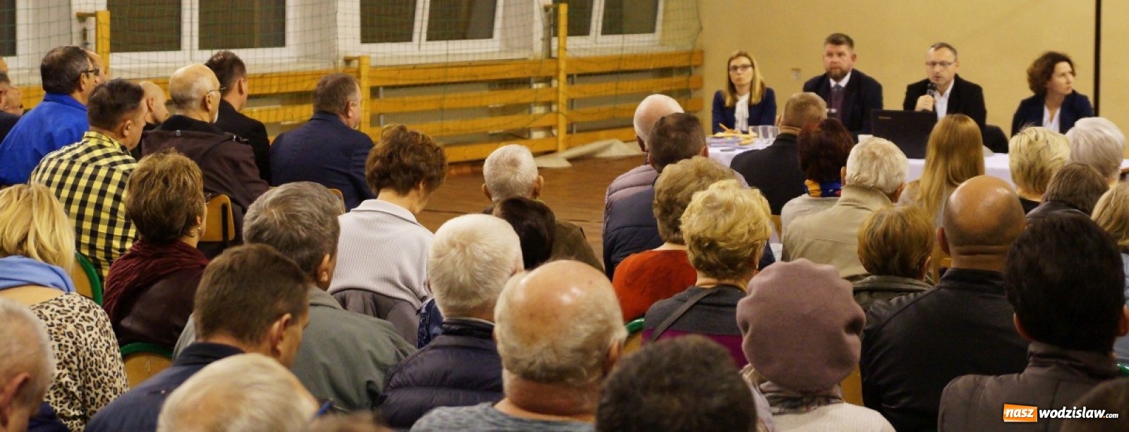 Zdjęcie w galerii na portalu naszwodzislaw.com: Prezydent Kieca spotkał się z mieszkańcami dzielnicy Radlin II wiadomości z regionu