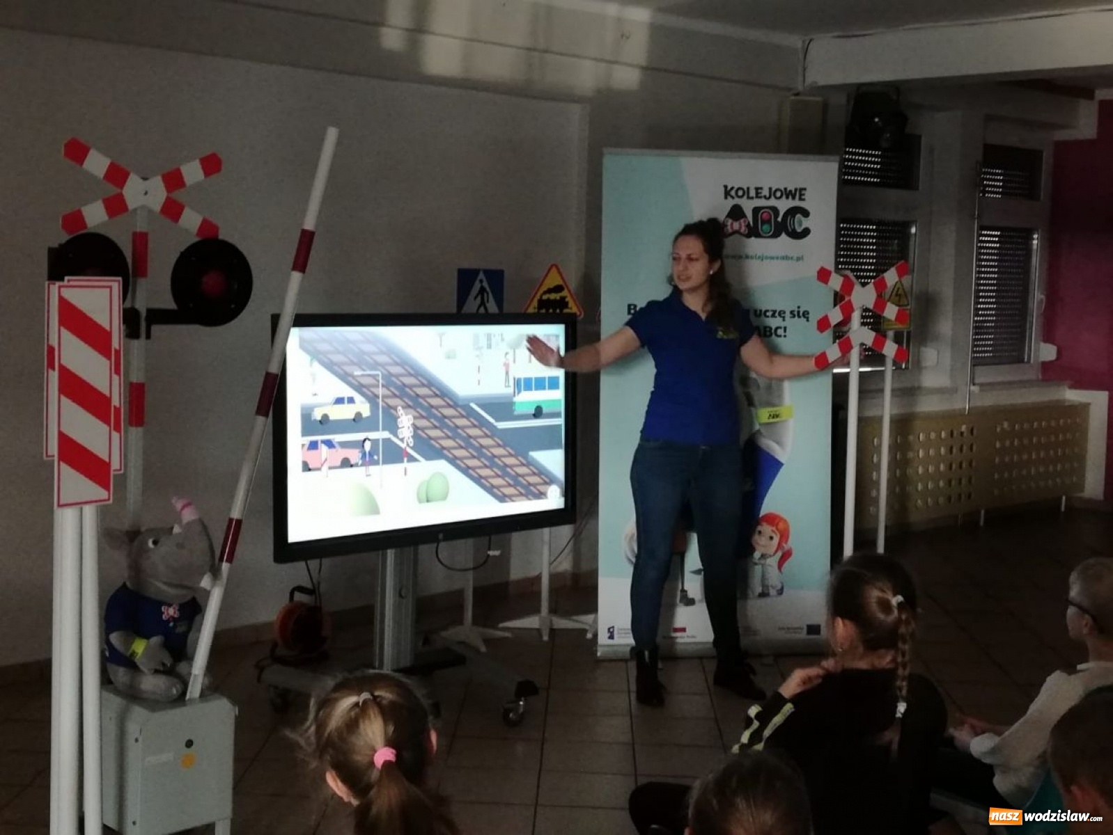 Zdjęcie w galerii na portalu naszwodzislaw.com: Kolejowe ABC, czyli o bezpieczeństwie na torach wiadomości z regionu