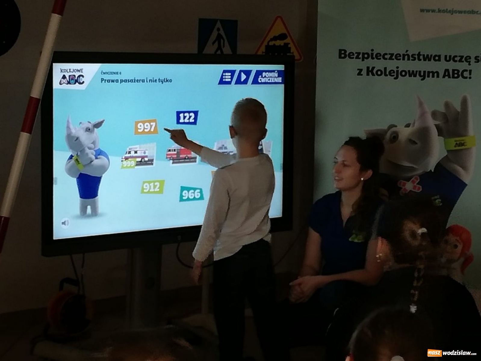 Zdjęcie w galerii na portalu naszwodzislaw.com: Kolejowe ABC, czyli o bezpieczeństwie na torach wiadomości z regionu