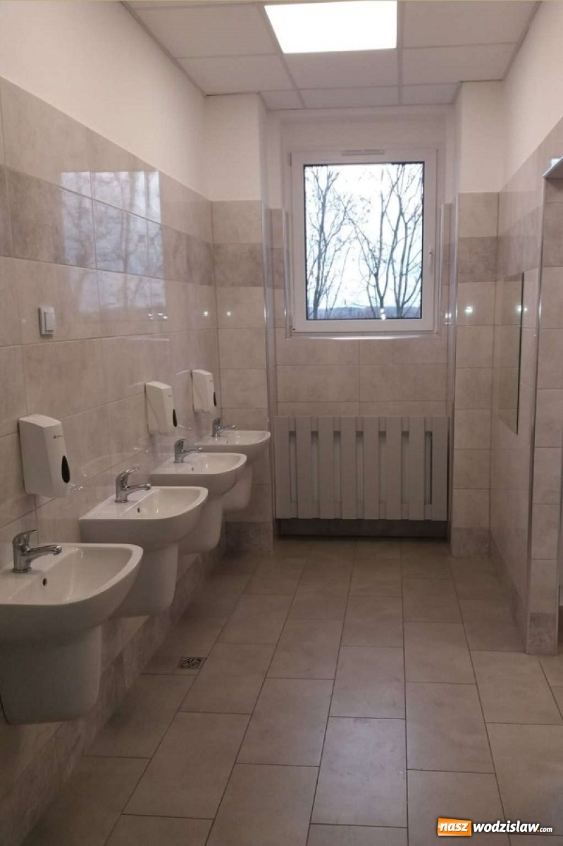 Zdjęcie w galerii na portalu naszwodzislaw.com: Szkoła w Mszanie już po remoncie wiadomości z regionu