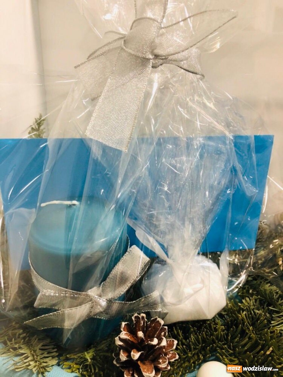 Zdjęcie w galerii na portalu naszwodzislaw.com: Święta coraz bliżej. A z nimi – prezenty! wiadomości z regionu