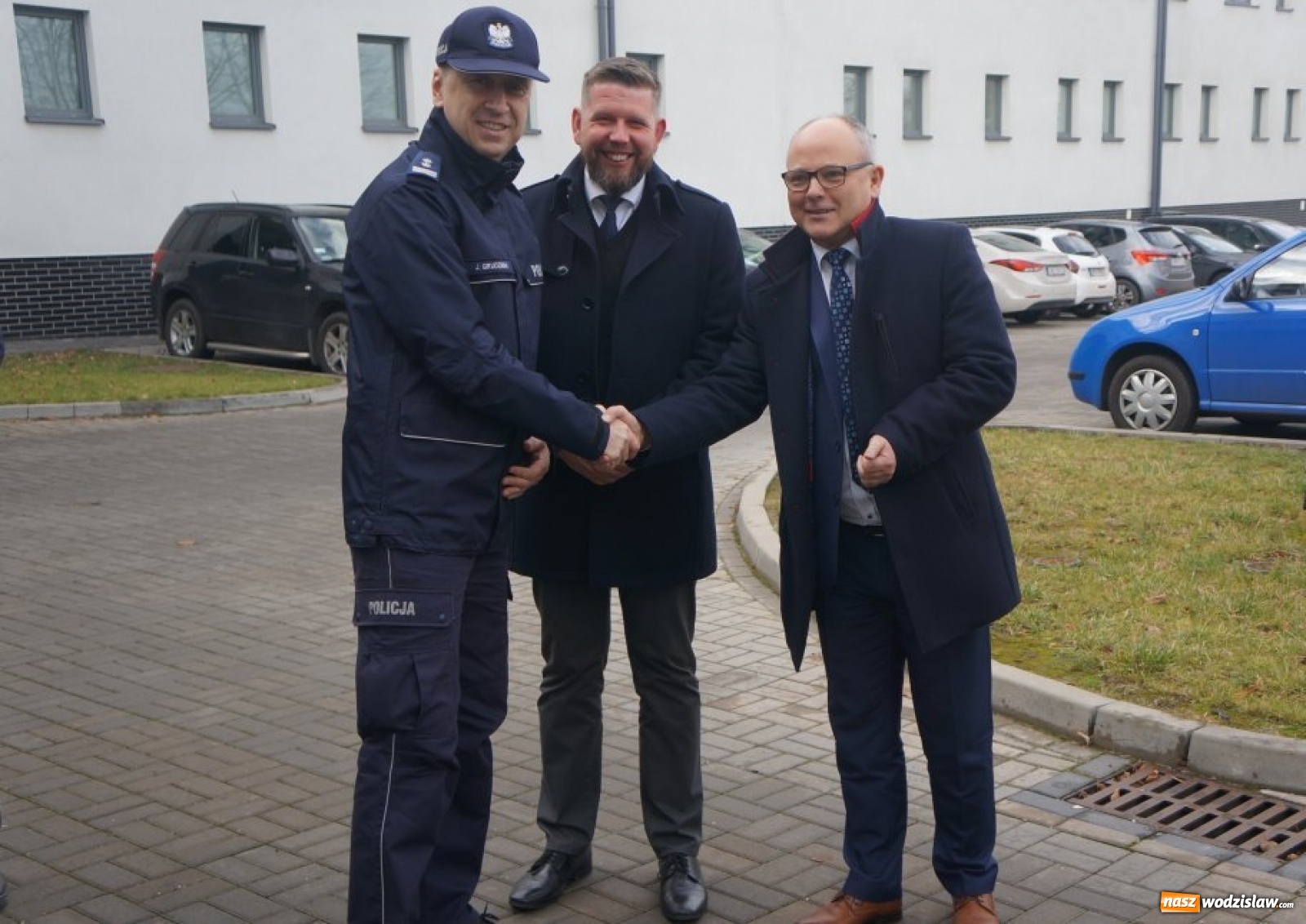 Zdjęcie w galerii na portalu naszwodzislaw.com: Wodzisławska policja ma nowy radiowóz wiadomości z regionu