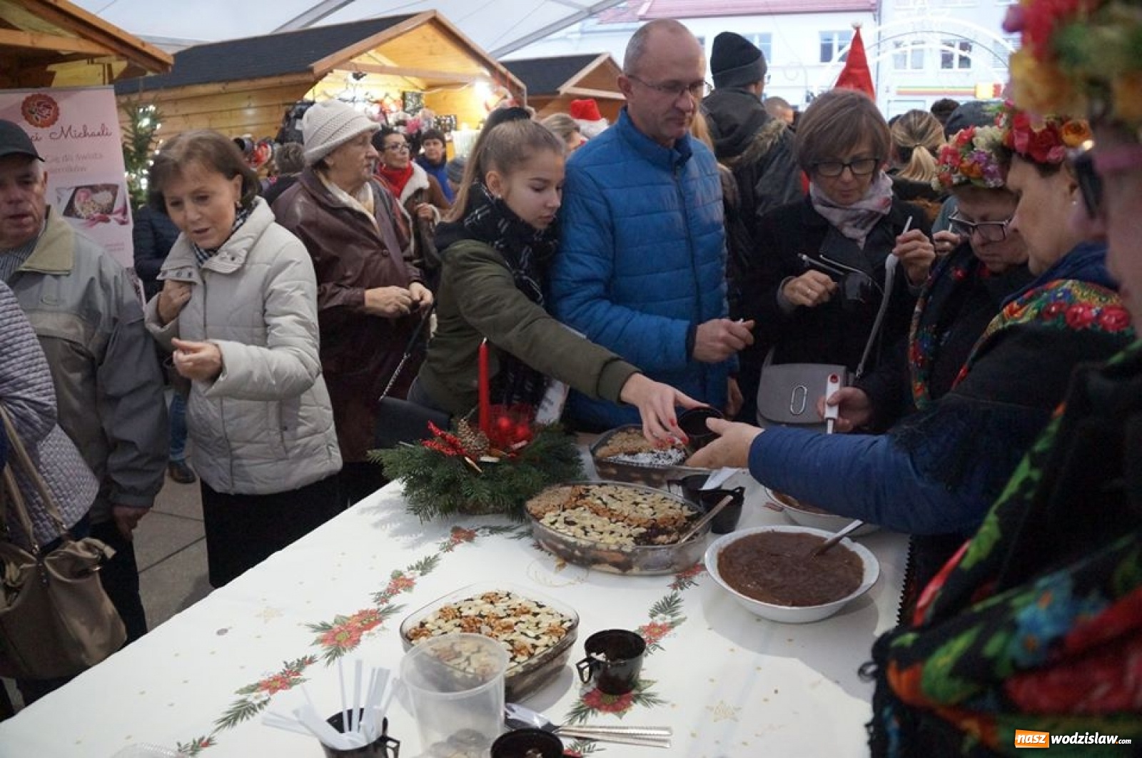Zdjęcie w galerii na portalu naszwodzislaw.com: Kolejny Festiwal Moczki i Makówki za nami wiadomości z regionu