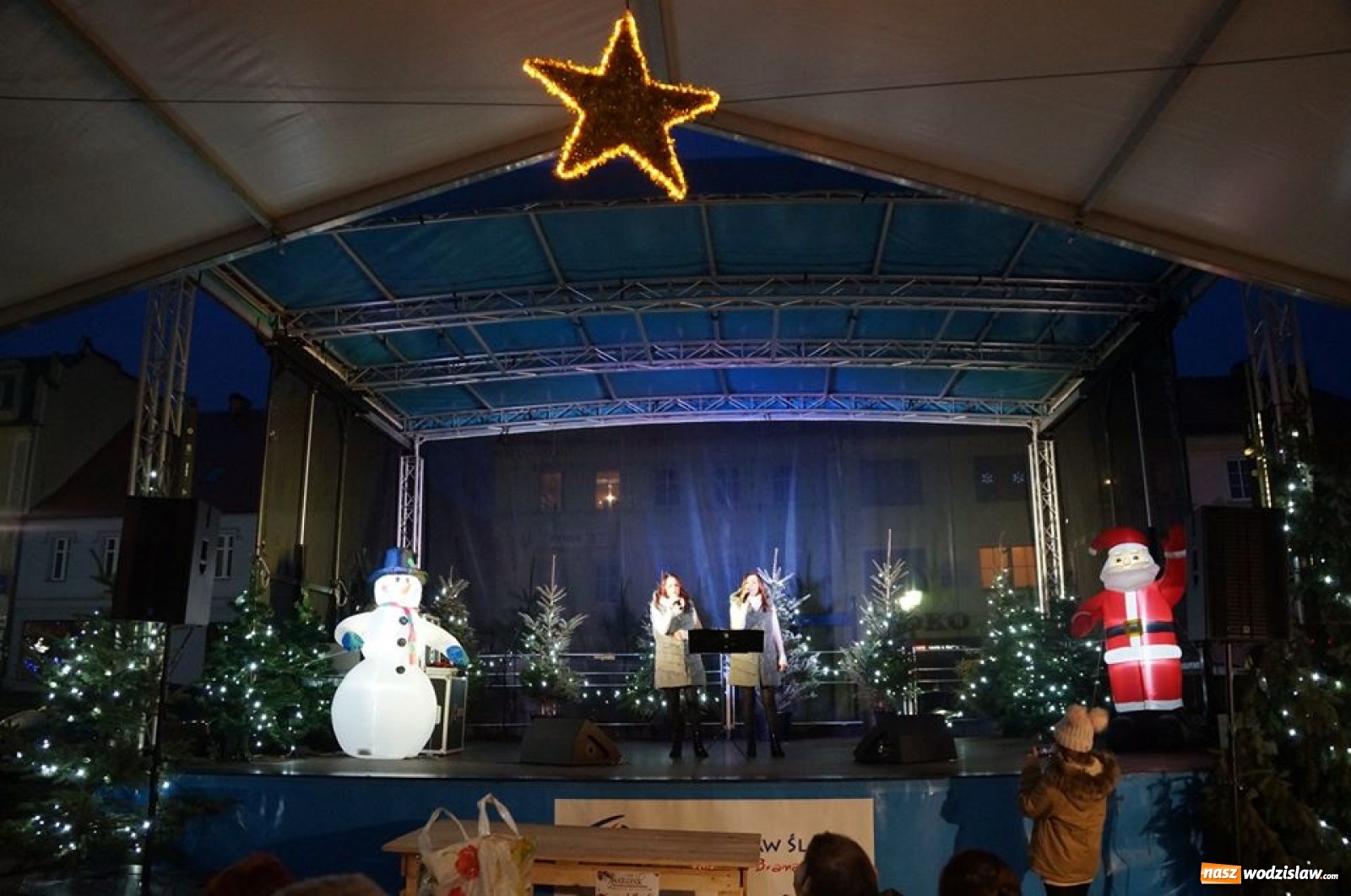 Zdjęcie w galerii na portalu naszwodzislaw.com: Kolejny Festiwal Moczki i Makówki za nami wiadomości z regionu