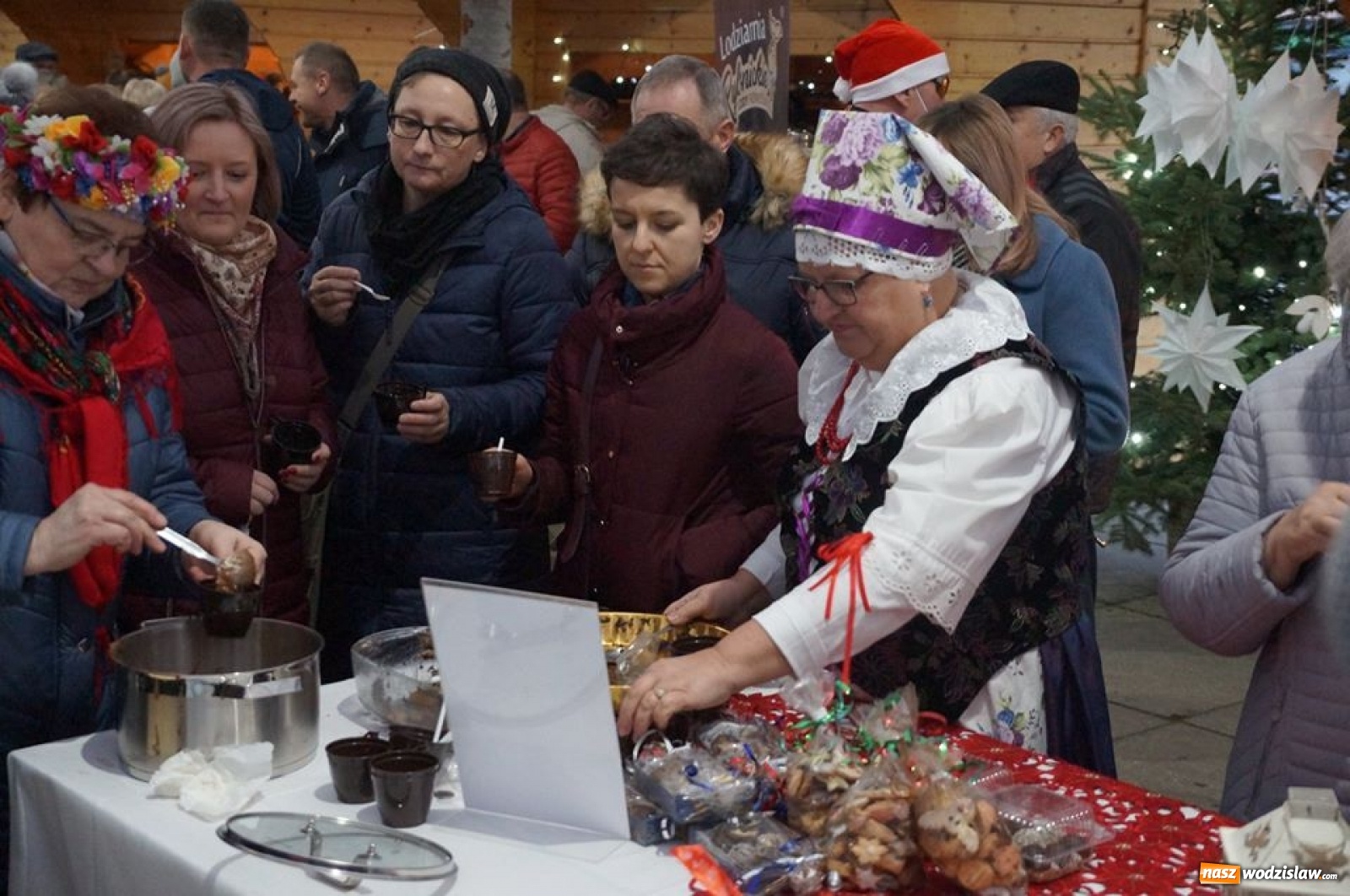 Zdjęcie w galerii na portalu naszwodzislaw.com: Kolejny Festiwal Moczki i Makówki za nami wiadomości z regionu