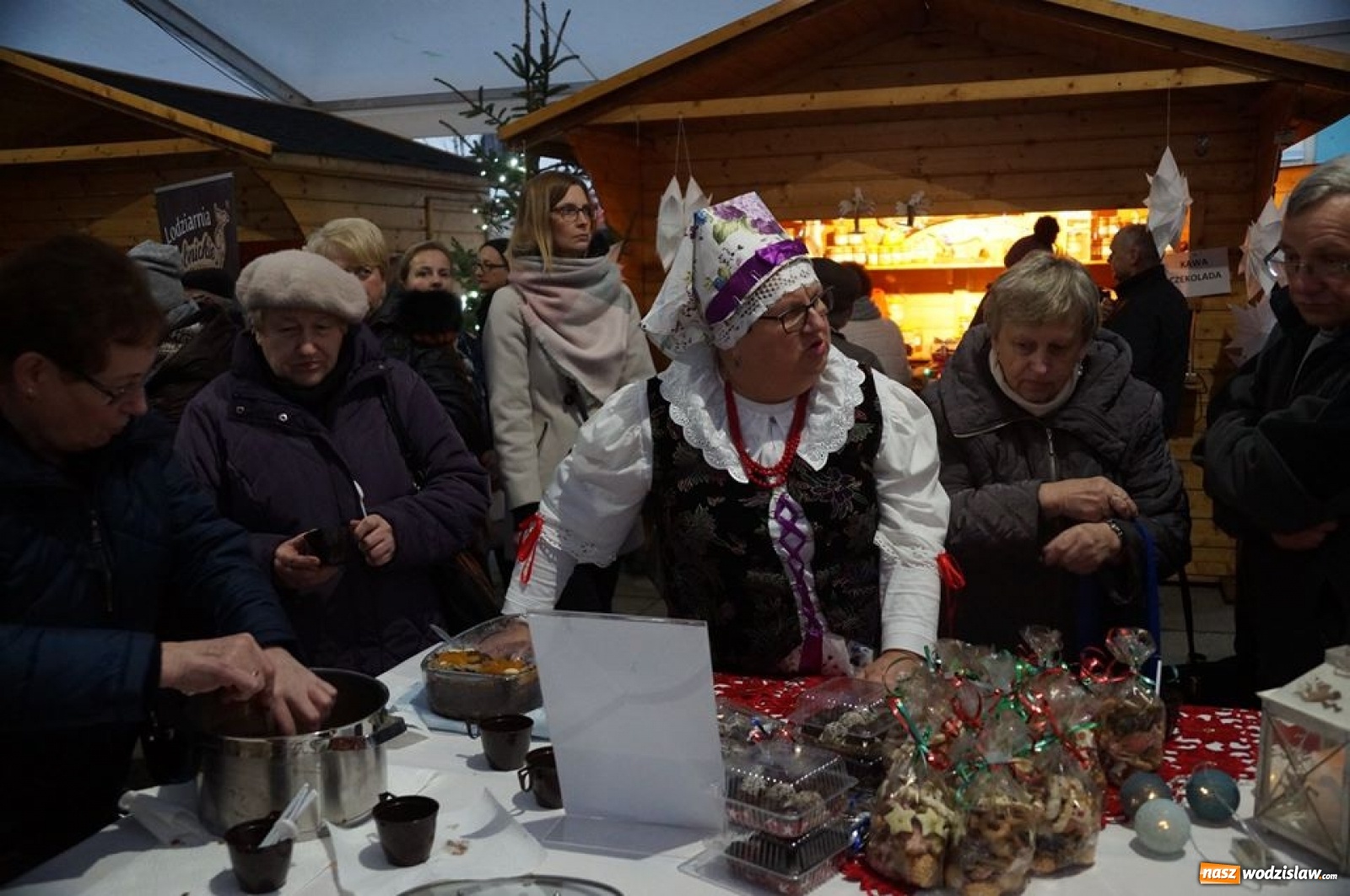 Zdjęcie w galerii na portalu naszwodzislaw.com: Kolejny Festiwal Moczki i Makówki za nami wiadomości z regionu