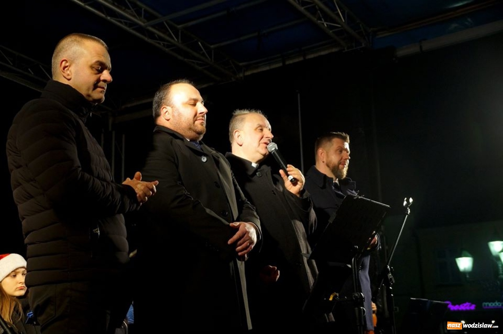Zdjęcie w galerii na portalu naszwodzislaw.com: Wspólna wigilia prezydenta i mieszkańców wiadomości z regionu