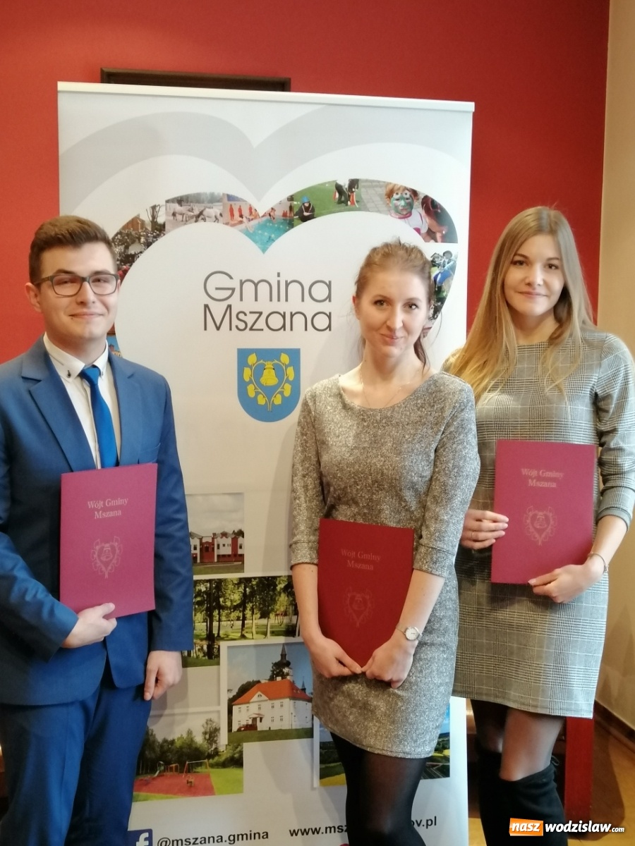 Zdjęcie w galerii na portalu naszwodzislaw.com: Wójt Mszany przyznał stypendia najlepszym studentom wiadomości z regionu