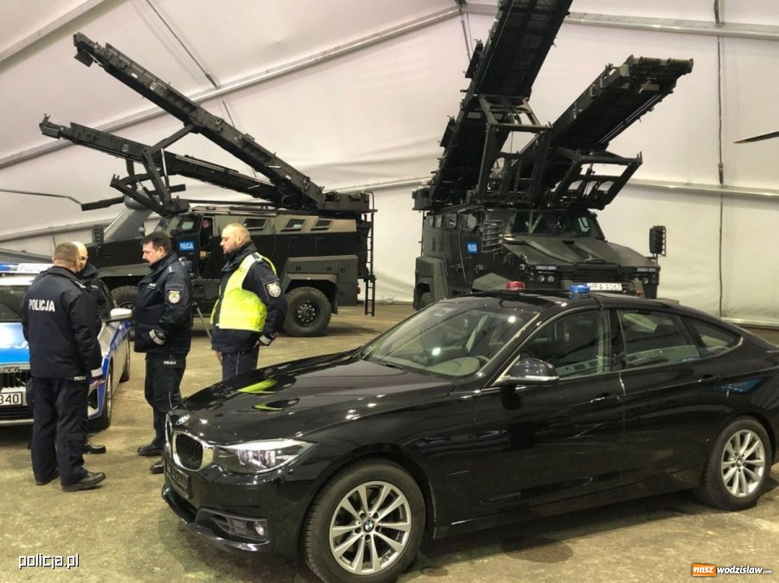 Zdjęcie w galerii na portalu naszwodzislaw.com: Polska policja chwali się nowoczesnym sprzętem [FOTO i WIDEO] wiadomości z regionu