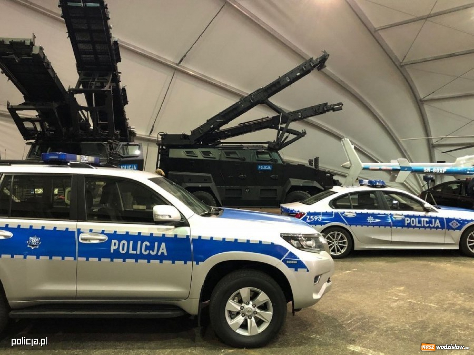 Zdjęcie w galerii na portalu naszwodzislaw.com: Polska policja chwali się nowoczesnym sprzętem [FOTO i WIDEO] wiadomości z regionu