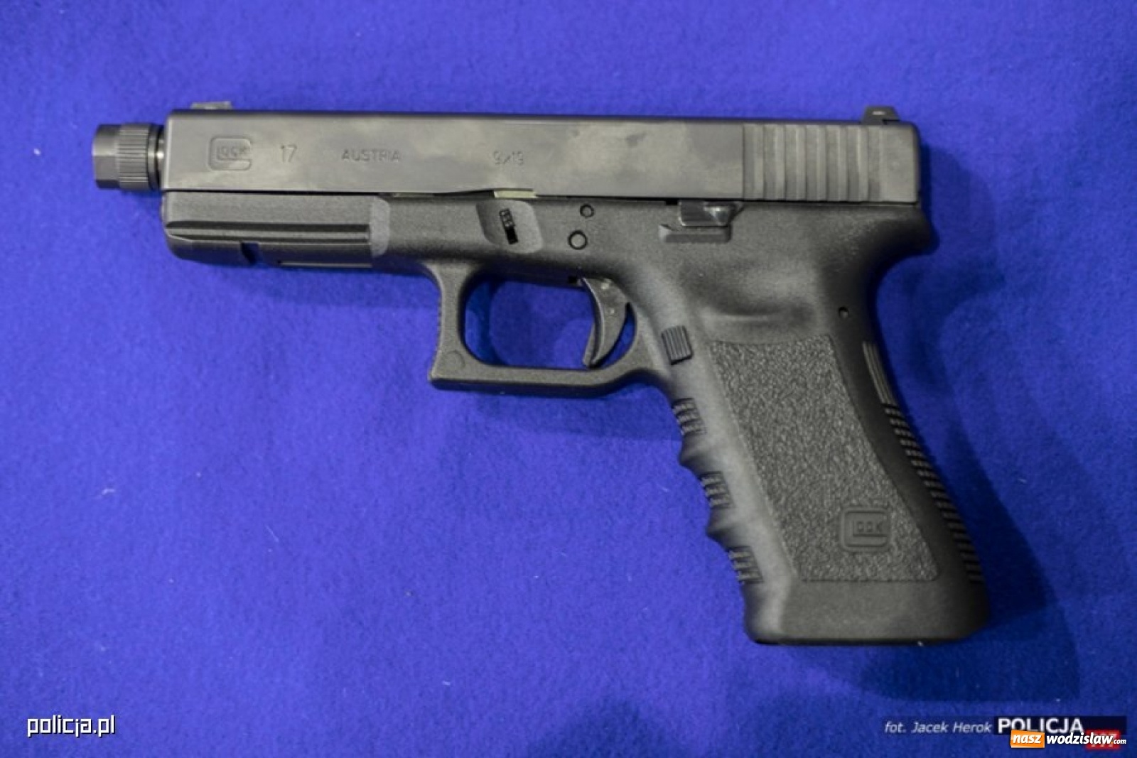 Zdjęcie w galerii na portalu naszwodzislaw.com: Polska policja chwali się nowoczesnym sprzętem [FOTO i WIDEO] wiadomości z regionu