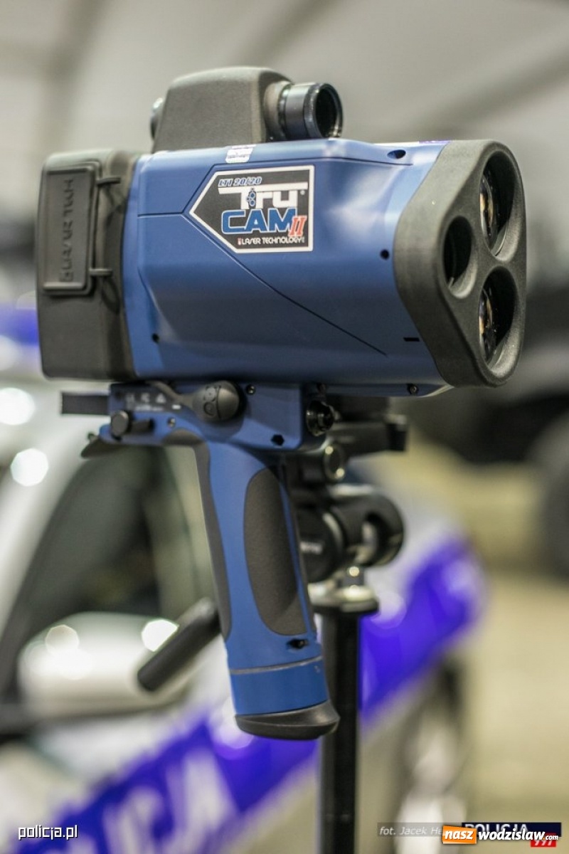 Zdjęcie w galerii na portalu naszwodzislaw.com: Polska policja chwali się nowoczesnym sprzętem [FOTO i WIDEO] wiadomości z regionu