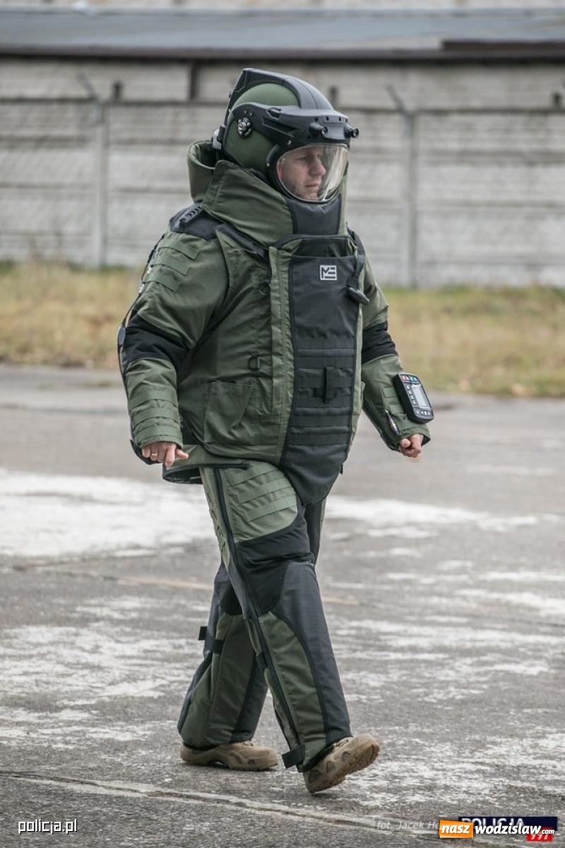 Zdjęcie w galerii na portalu naszwodzislaw.com: Polska policja chwali się nowoczesnym sprzętem [FOTO i WIDEO] wiadomości z regionu