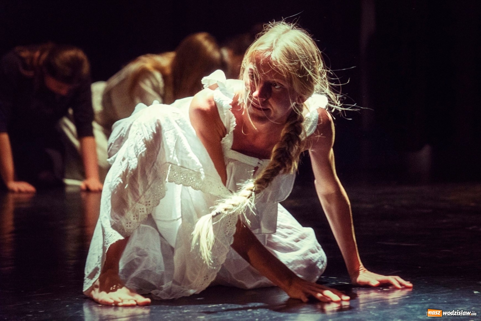 Zdjęcie w galerii na portalu naszwodzislaw.com: Reaktywacja spektaklu na dziesięciolecie teatru SAFO wiadomości z regionu