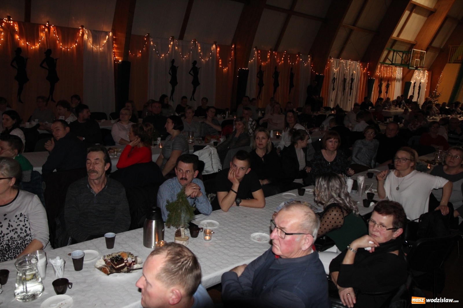 Zdjęcie w galerii na portalu naszwodzislaw.com: Lubomia: Koncert noworoczny w stylu lat 20. wiadomości z regionu