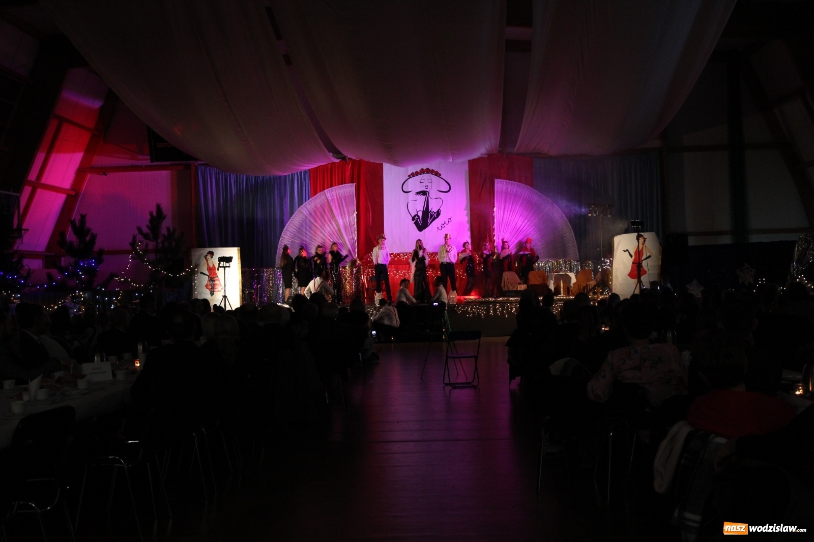 Zdjęcie w galerii na portalu naszwodzislaw.com: Lubomia: Koncert noworoczny w stylu lat 20. wiadomości z regionu