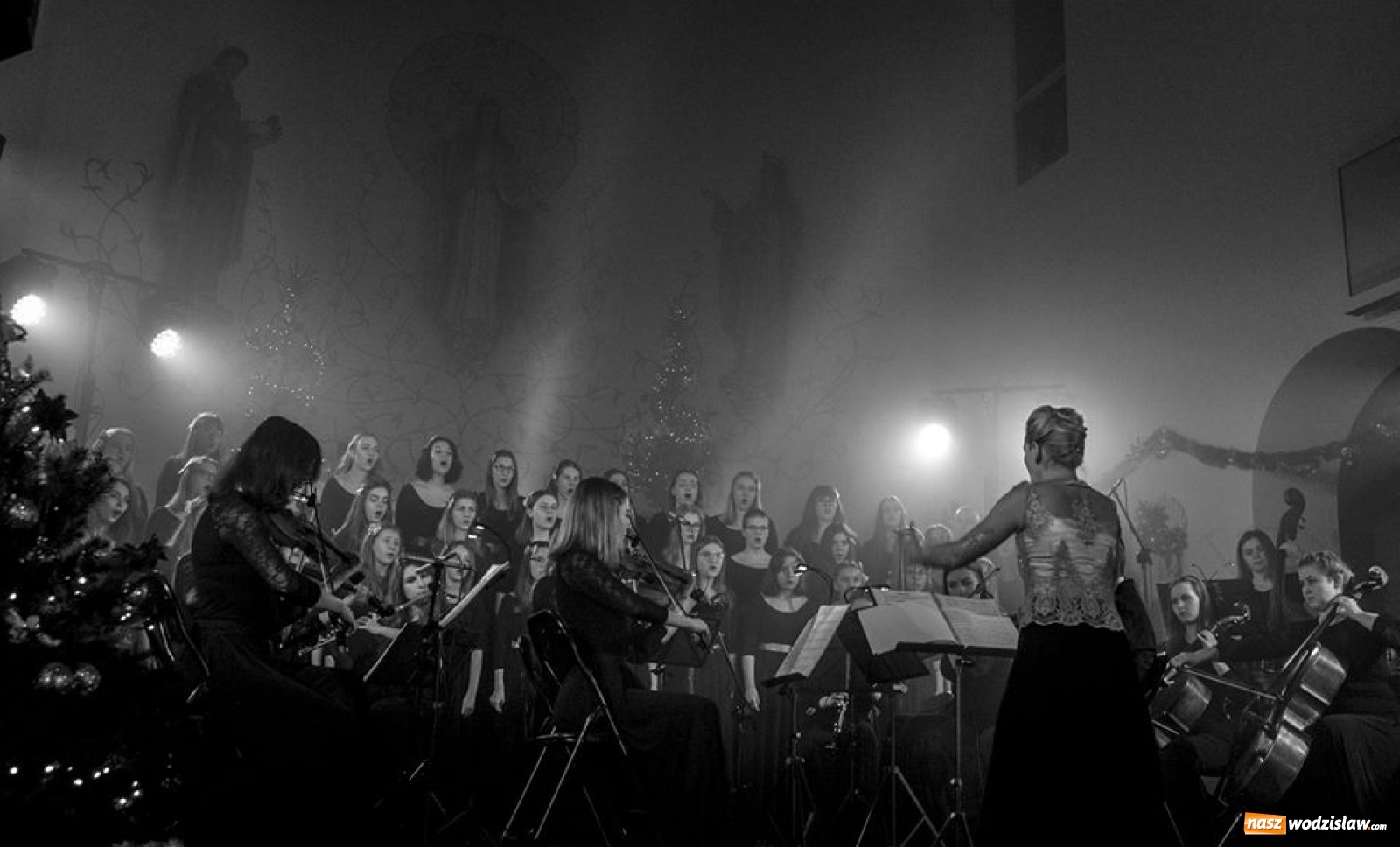 Zdjęcie w galerii na portalu naszwodzislaw.com: Muzyczna uczta podczas koncertu w Jedłowniku wiadomości z regionu