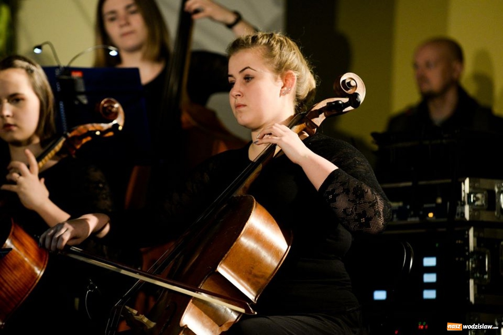 Zdjęcie w galerii na portalu naszwodzislaw.com: Muzyczna uczta podczas koncertu w Jedłowniku wiadomości z regionu