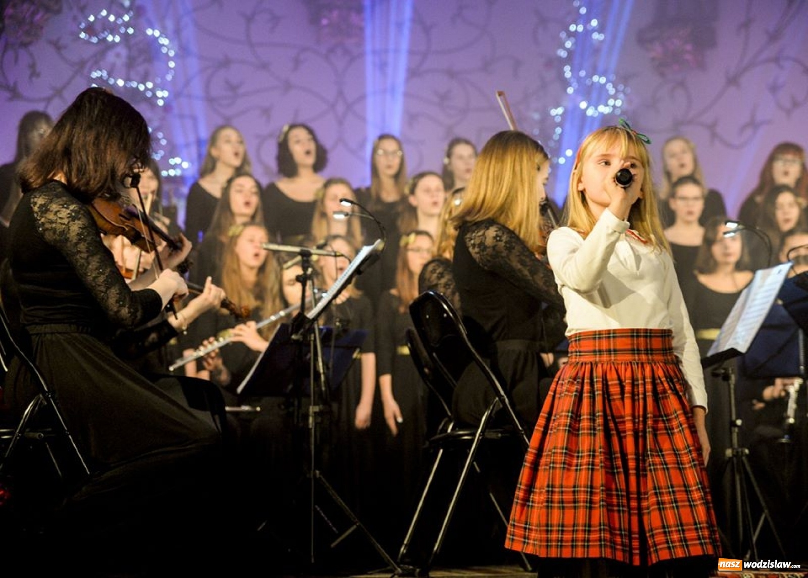 Zdjęcie w galerii na portalu naszwodzislaw.com: Muzyczna uczta podczas koncertu w Jedłowniku wiadomości z regionu