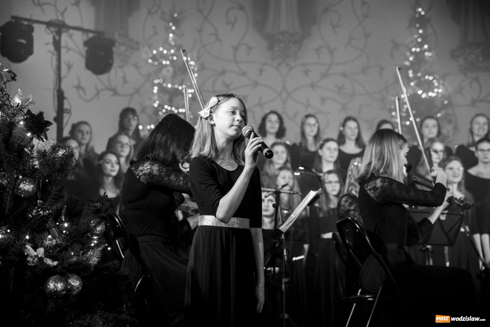 Zdjęcie w galerii na portalu naszwodzislaw.com: Muzyczna uczta podczas koncertu w Jedłowniku wiadomości z regionu