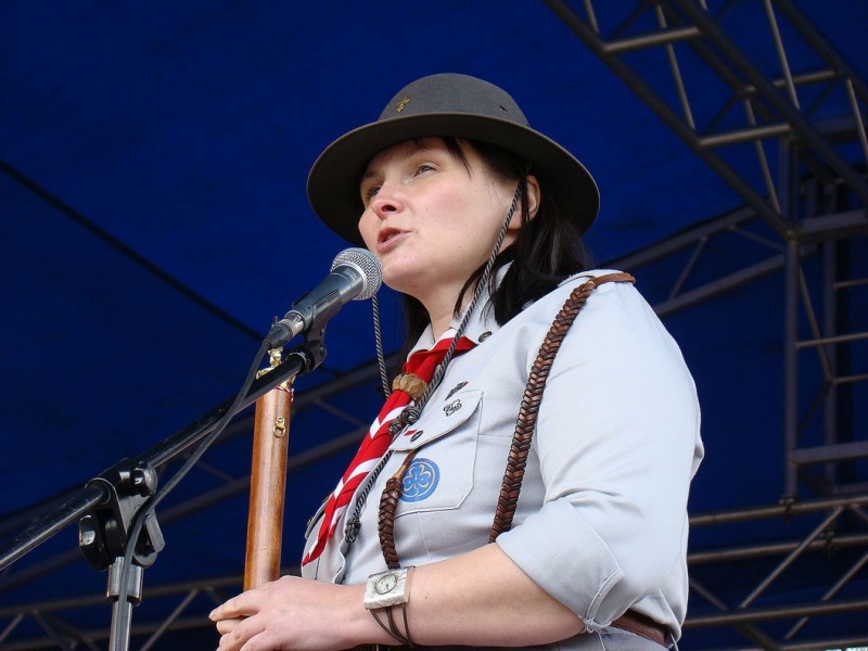 Zdjęcie w galerii na portalu naszwodzislaw.com: Flaga Polski i laska skautowska wiadomości z regionu