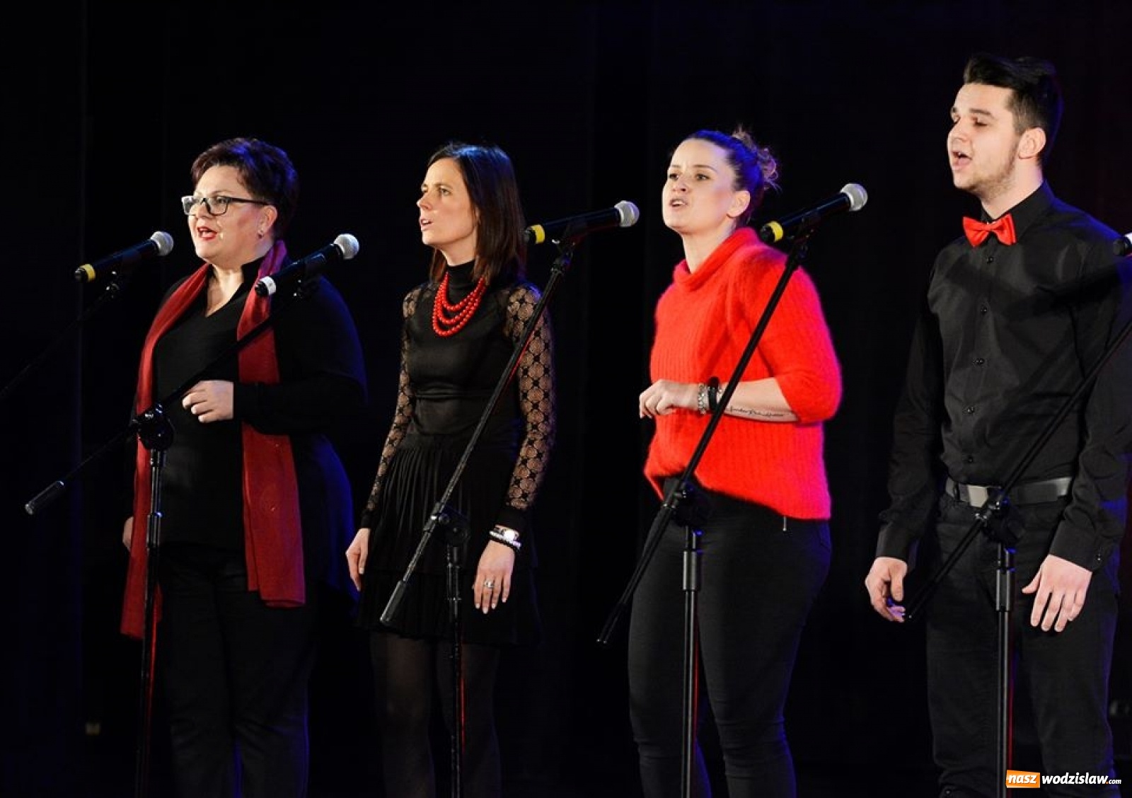 Zdjęcie w galerii na portalu naszwodzislaw.com: Zaangażowanie wolontariuszy Szlachetnej Paczki docenione wiadomości z regionu