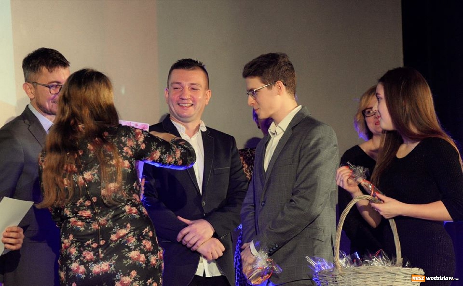 Zdjęcie w galerii na portalu naszwodzislaw.com: Zaangażowanie wolontariuszy Szlachetnej Paczki docenione wiadomości z regionu