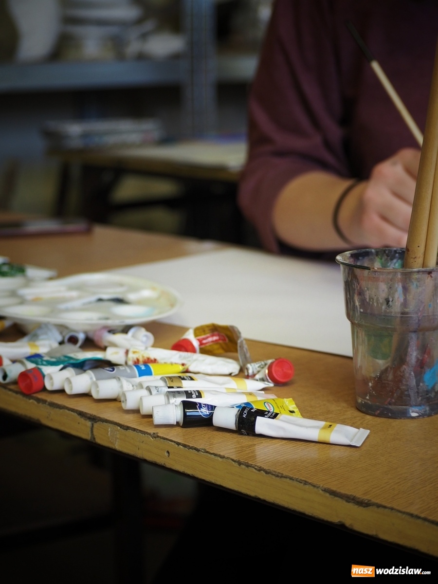 Zdjęcie w galerii na portalu naszwodzislaw.com: Ferie rozpoczęli spacerem po wyobraźni wiadomości z regionu