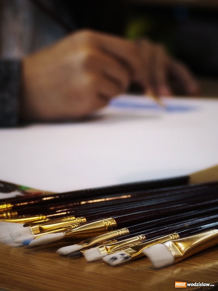 Zdjęcie w galerii na portalu naszwodzislaw.com: Ferie rozpoczęli spacerem po wyobraźni wiadomości z regionu