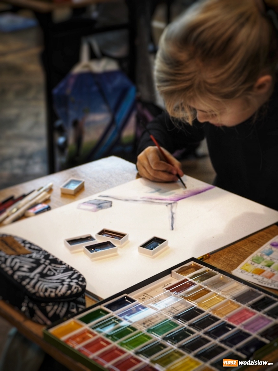 Zdjęcie w galerii na portalu naszwodzislaw.com: Ferie rozpoczęli spacerem po wyobraźni wiadomości z regionu