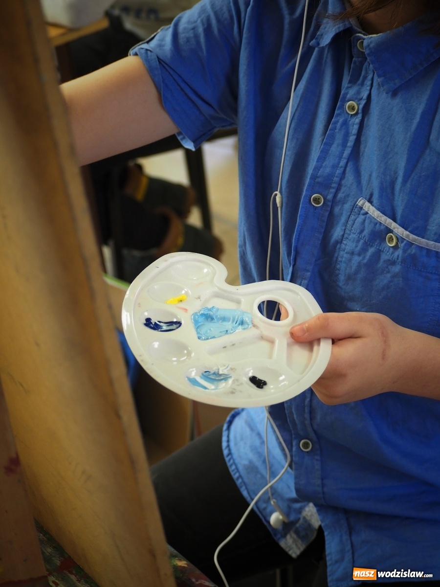 Zdjęcie w galerii na portalu naszwodzislaw.com: Ferie rozpoczęli spacerem po wyobraźni wiadomości z regionu