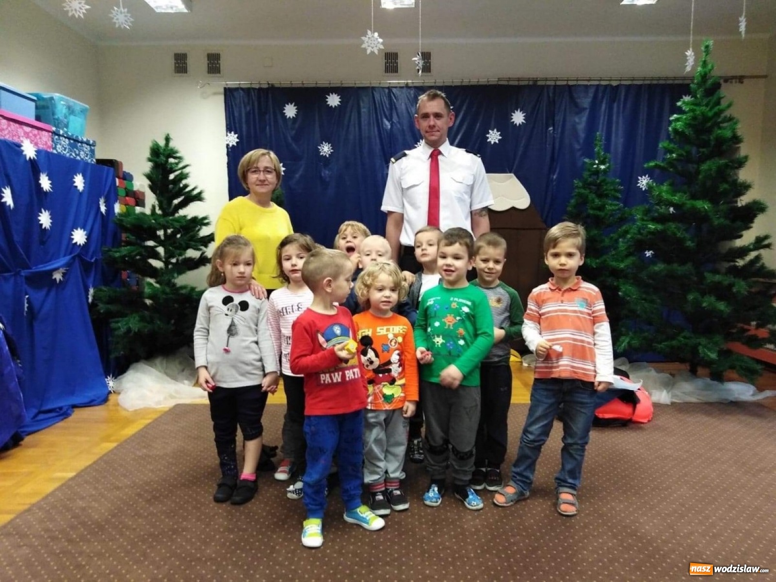 Zdjęcie w galerii na portalu naszwodzislaw.com: Przedszkolacy spotkali się z marynarzem wiadomości z regionu