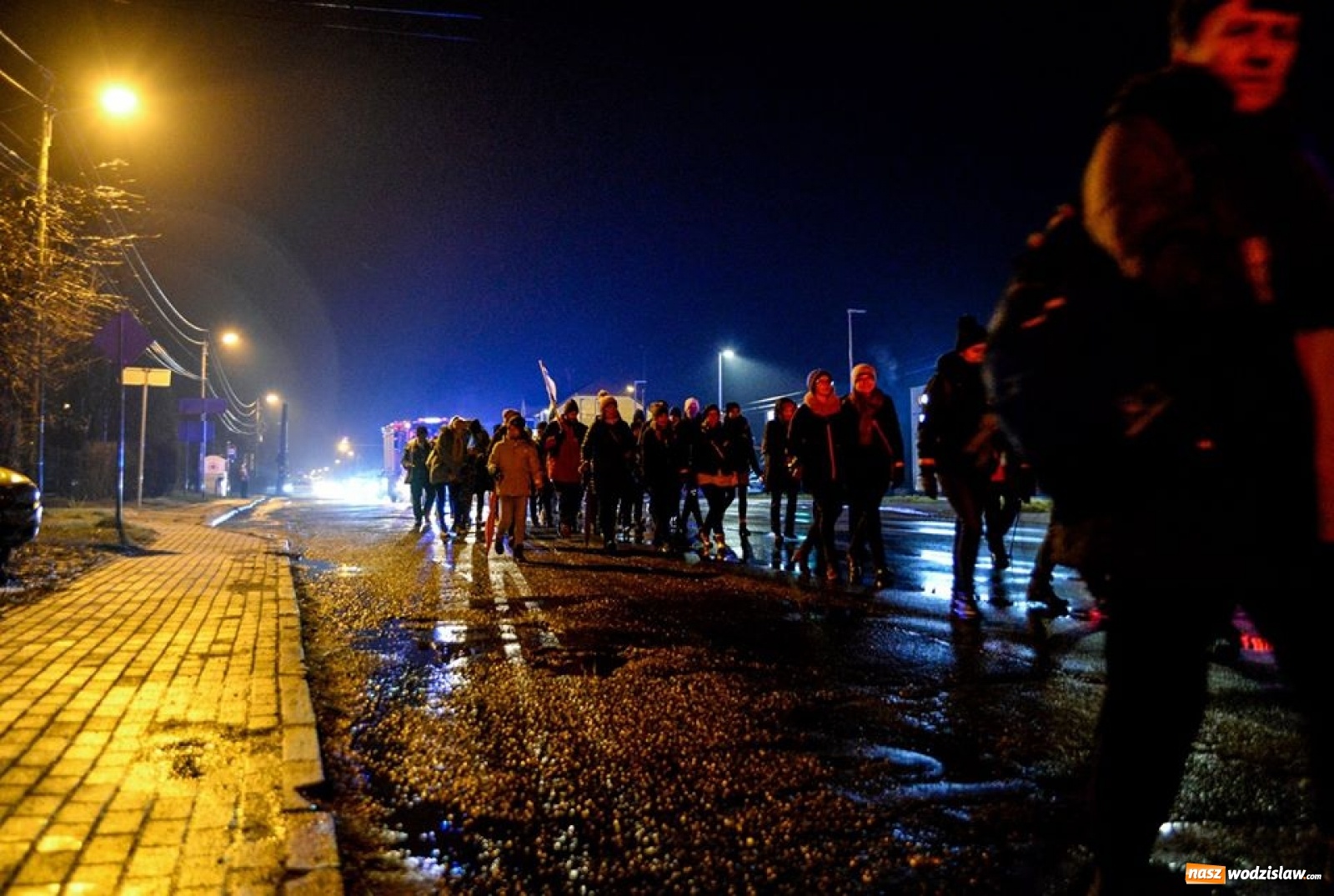 Zdjęcie w galerii na portalu naszwodzislaw.com: Uczcili 75. rocznicę Marsz Śmierci [FOTO] wiadomości z regionu