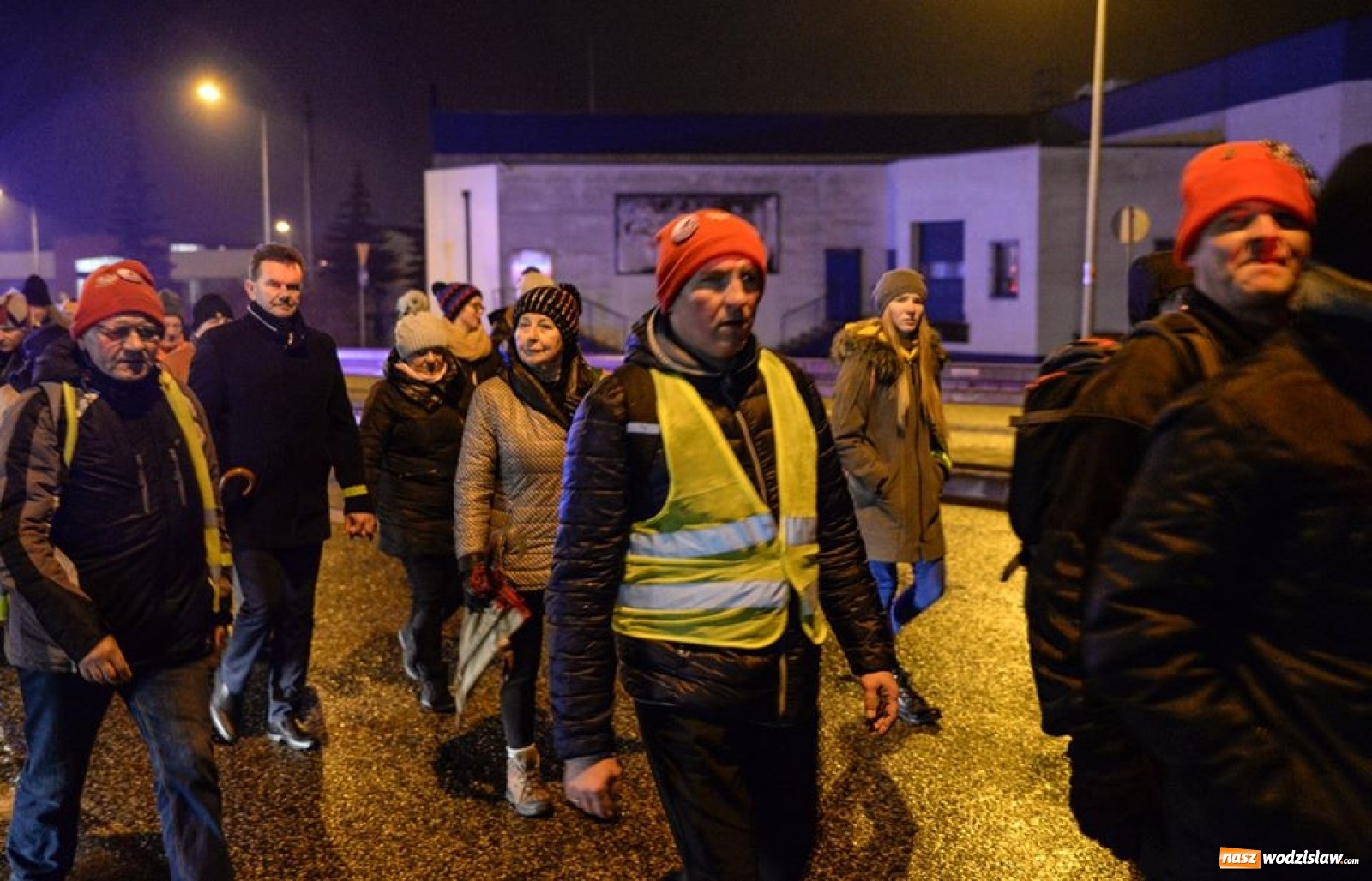 Zdjęcie w galerii na portalu naszwodzislaw.com: Uczcili 75. rocznicę Marsz Śmierci [FOTO] wiadomości z regionu