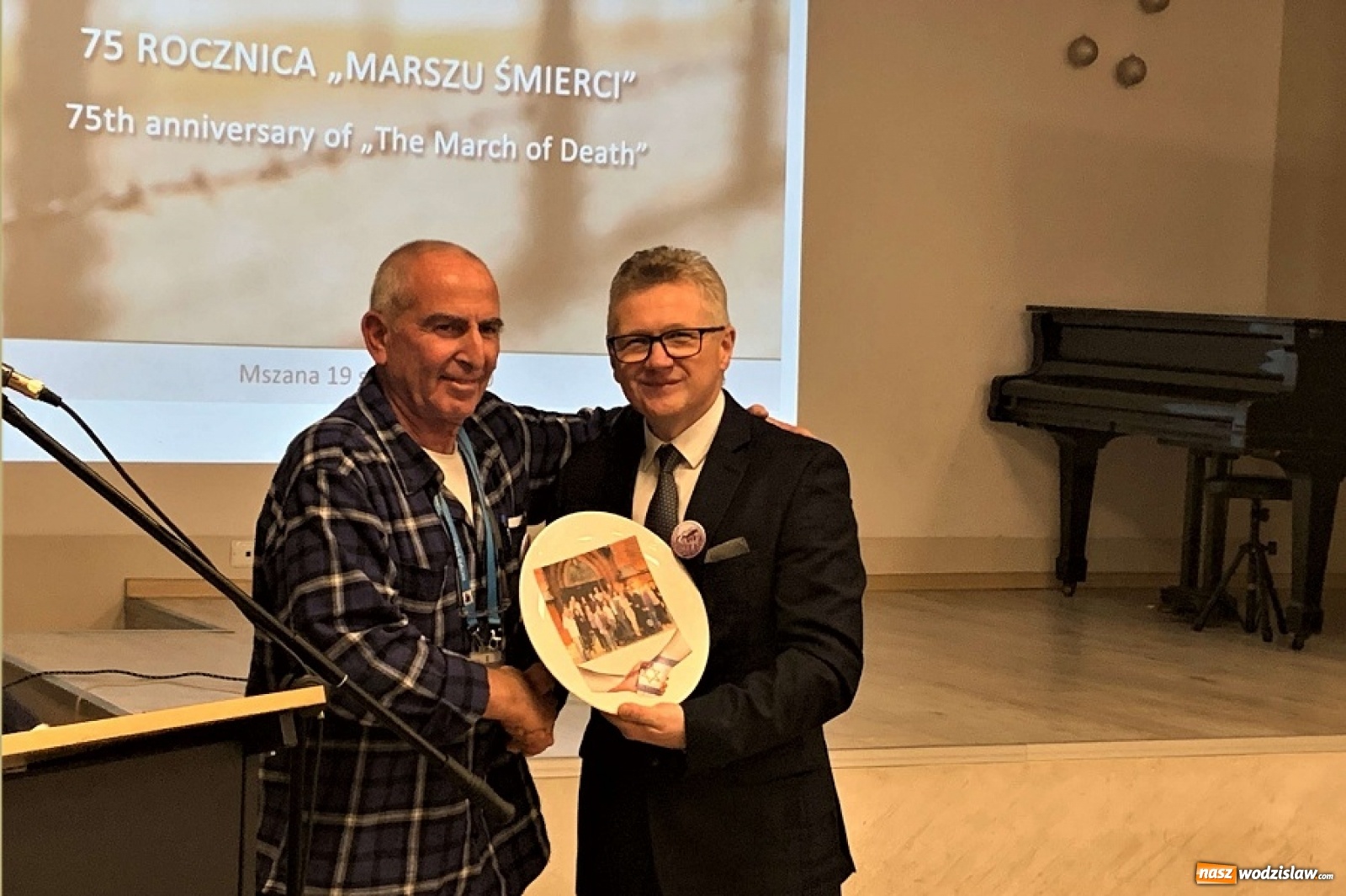 Zdjęcie w galerii na portalu naszwodzislaw.com: Tak Mszana uczciła 75 rocznicę Marszu Śmierci wiadomości z regionu