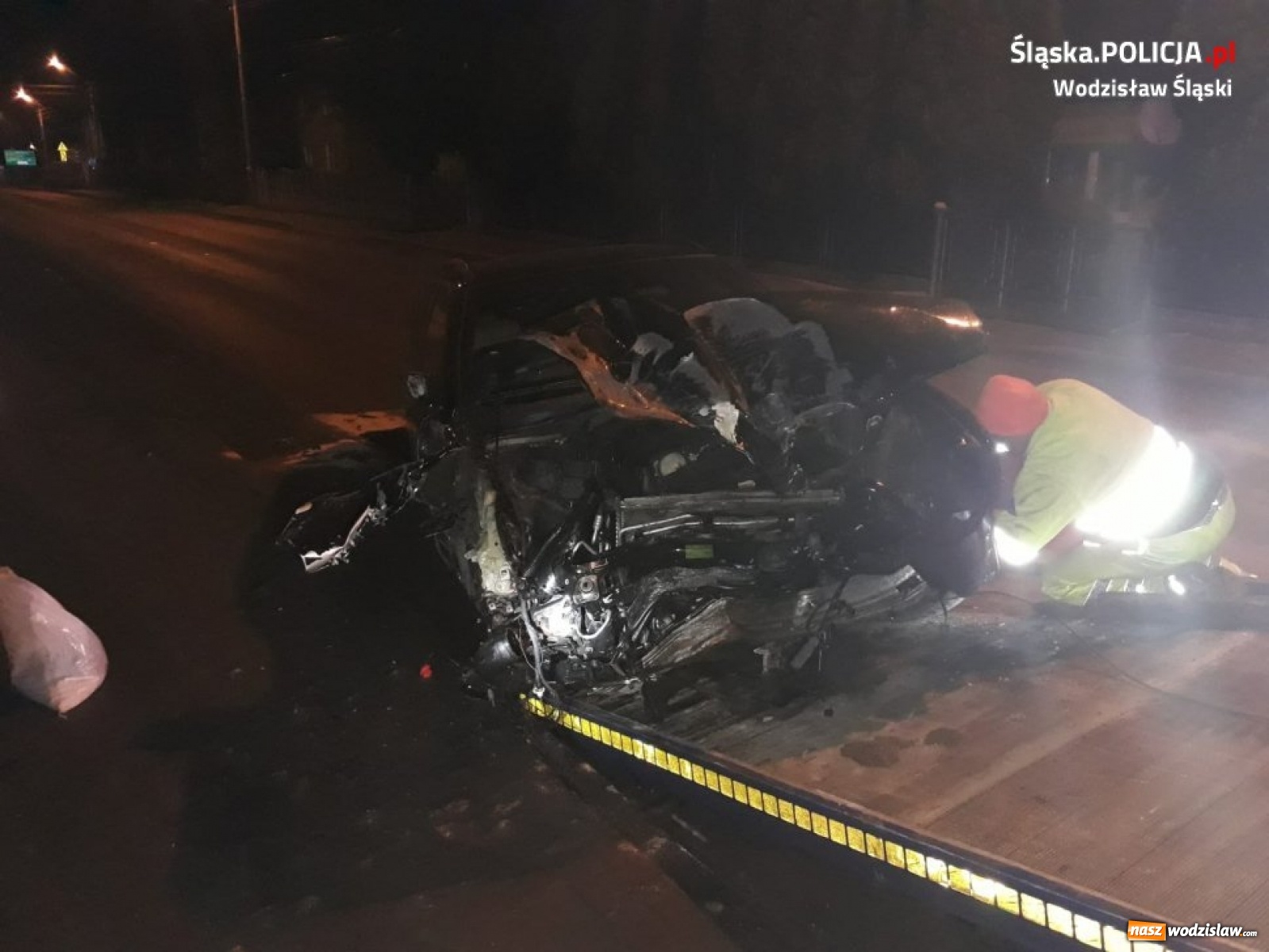 Zdjęcie w galerii na portalu naszwodzislaw.com: Więcej szczęścia niż rozumu. Policyjny pościg za BMW [WIDEO] wiadomości z regionu